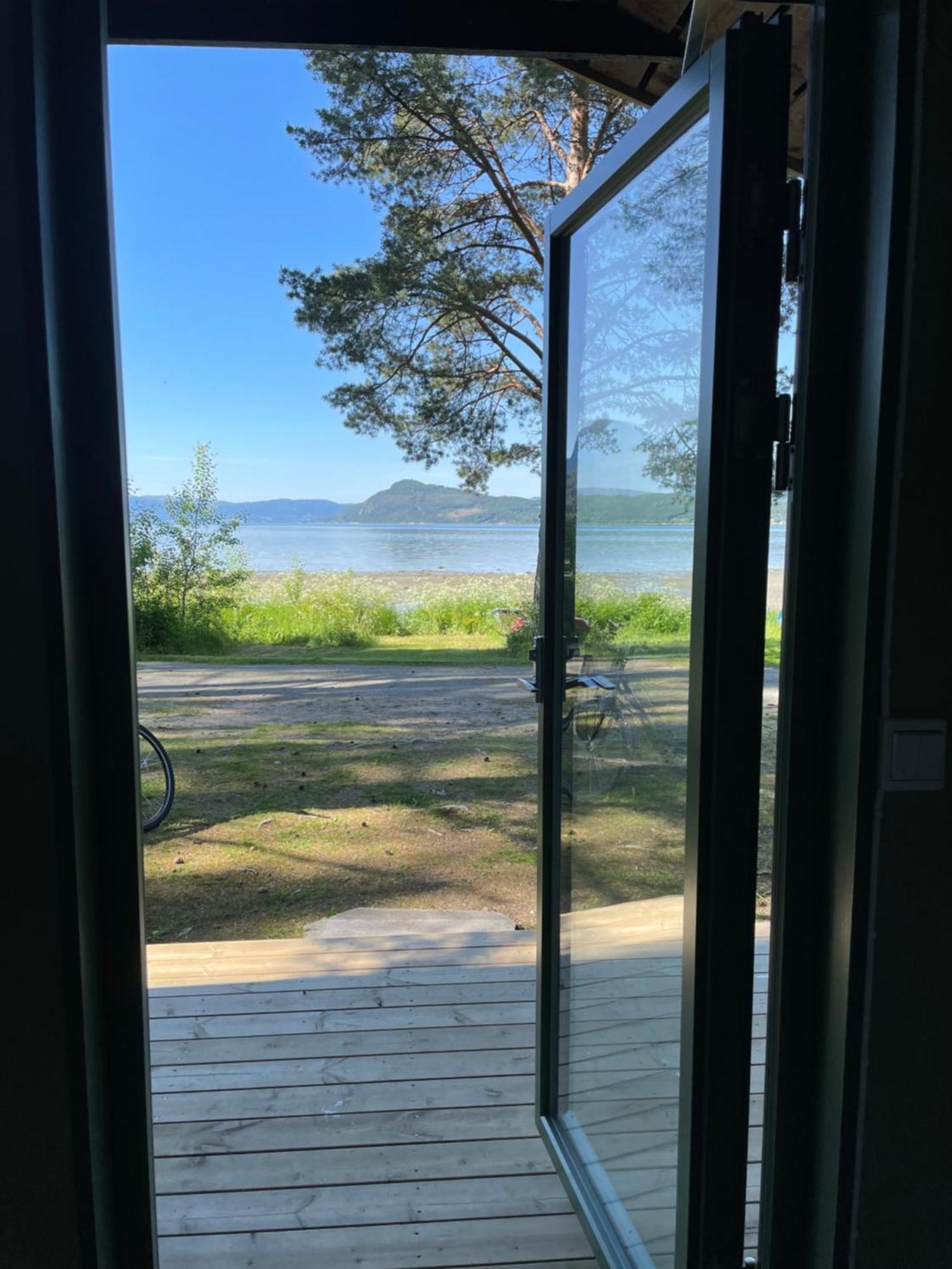 Fugelvagen, Cabins And Glamping Alvund 外观 照片